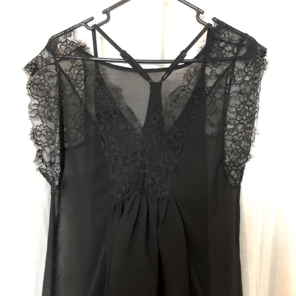 Black lace top